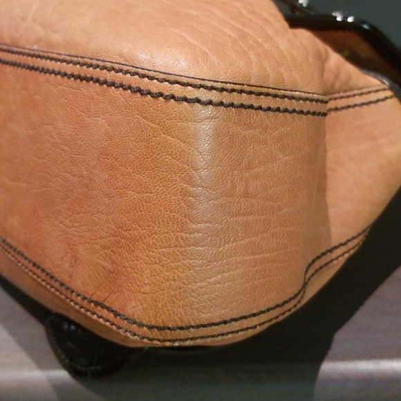 Fendi B Bag - Picture 5 of 8